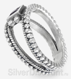Серебряное кольцо с аметистом и зернью, вид сбоку