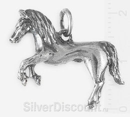 Серебряный кулон в виде объемного коня (лошади)