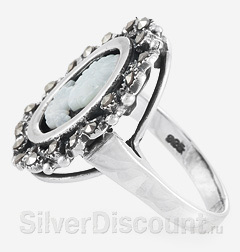 Серебряное кольцо - камея с ониксом, перламутром и марказитами
