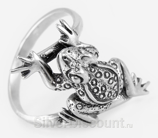 Серебряное кольцо с лягушкой, вид сбоку
