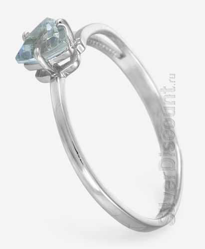 Натуральный топаз в серебре, кольцо-перстень, вид сбоку