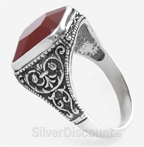 Мужской перстень-печать, серебро с крупным красным агатом