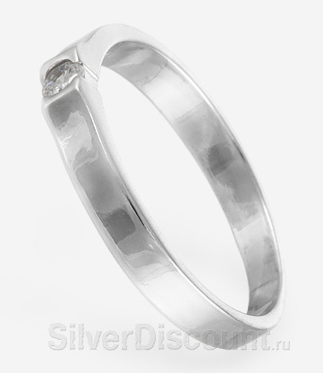 Серебряное кольцо строгого дизайна, вид сбоку