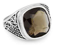 Стильный перстень с полудрагоценным камнем