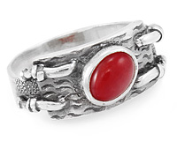 Серебряное кольцо с кораллом в стиле гранж