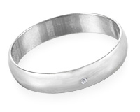 Кольцо-обручалка с фианитом, серебро родированное, 4 мм