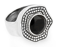 Стильный серебряный перстень с ониксом