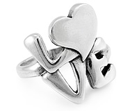 Серебряное кольцо с надписью "Love"