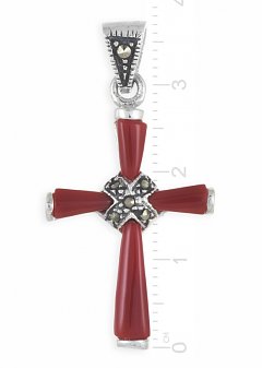Красный крест из серебра (кулон с красными камнями - вставками, сердоликами)