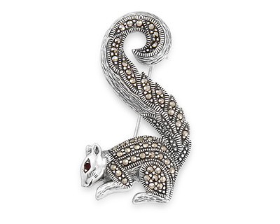 Серебряная брошь марказиты и гранат, Белка